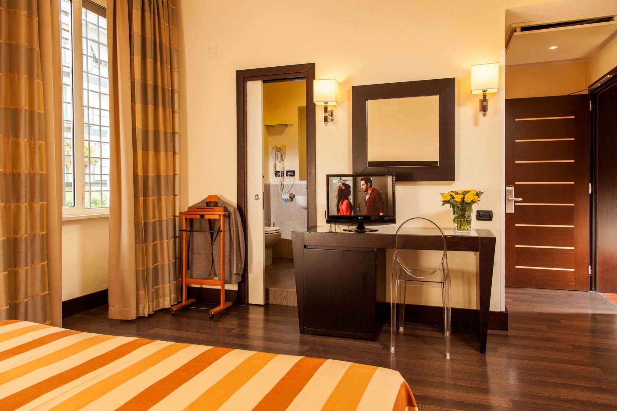 Hotel Buenos Aires Rome Exterior photo