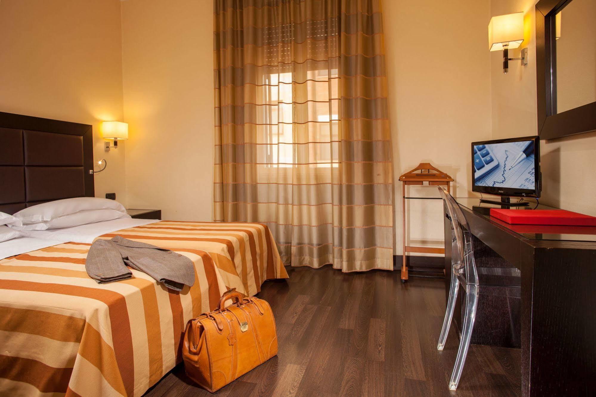 Hotel Buenos Aires Rome Exterior photo
