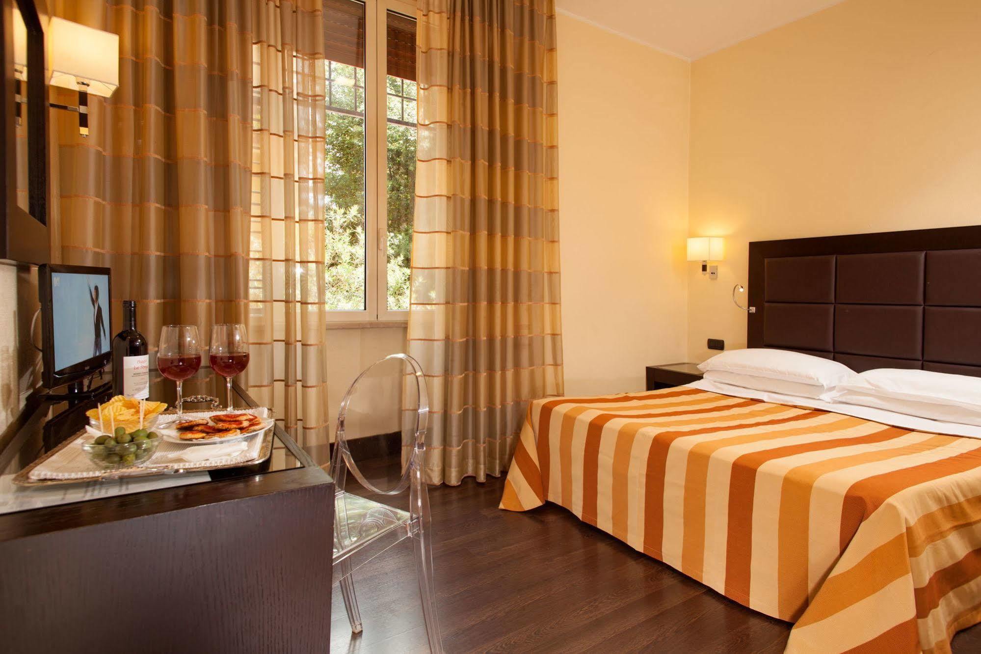 Hotel Buenos Aires Rome Exterior photo